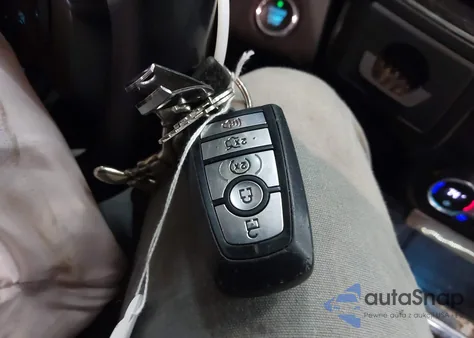 2019 Ford Expedition Max Limited from USA, damaged, VIN 1FMJK2AT2KEA51441